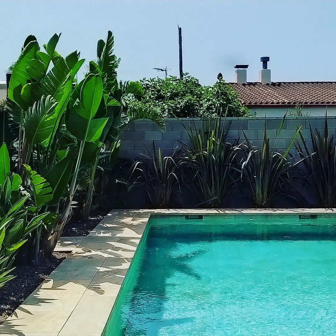 instalación de césped natural y artificial Tarragona